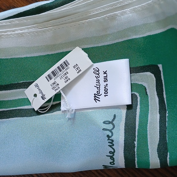 Madewell Silk Bandana Verdant Green - Picture 3 of 3